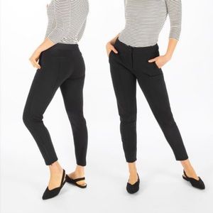 Dress Pant Yoga Pants
Skinny-Leg Cigarette